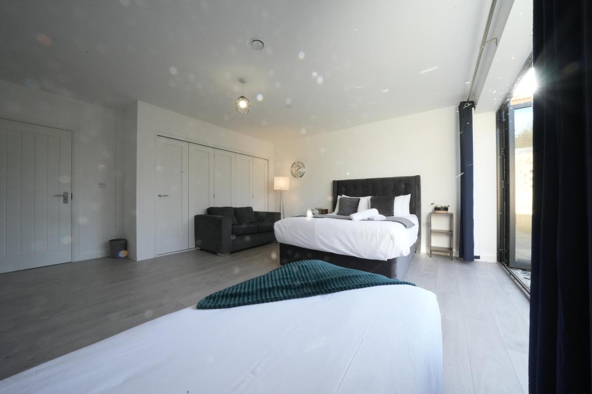 Ealing Broadway Great Stay 7-Minute Walk From The Underground 외부 사진